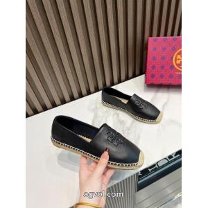 新作アイテム60％OFF  大人シンプルな 着心地抜群ブランド コピー 安心Tory Burch    スニーカー.