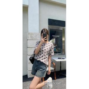 お得新品 ゆったりシルエット 着心地のいい    半袖Tブランド コピー 安心トリー バーチ.
