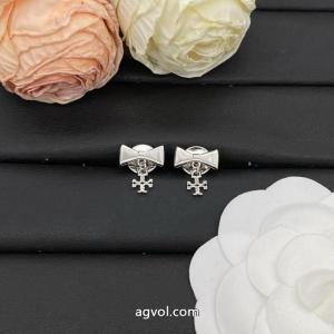 ブランド 品 コピー着まわしアクセント 最強の定番コーデ VIP SALE!入手困難    アクセサリーTory Burch.