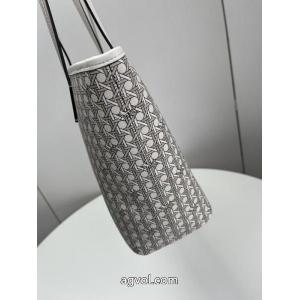 芸能人愛用 売切必至 魅力の バッグトリー バーチブランド コピー 着払い.