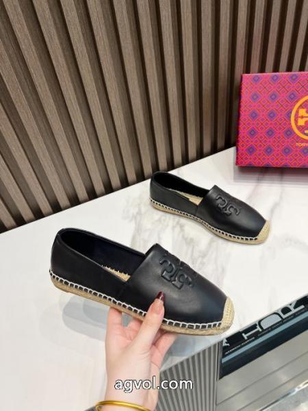 新作アイテム60%OFF 大人シンプルな 着心地抜群ブランド コピー 安心Tory Burch スニーカー. 2