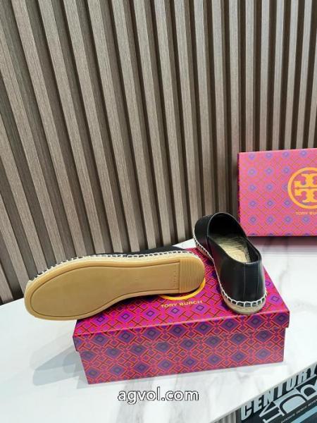 新作アイテム60%OFF 大人シンプルな 着心地抜群ブランド コピー 安心Tory Burch スニーカー. 4