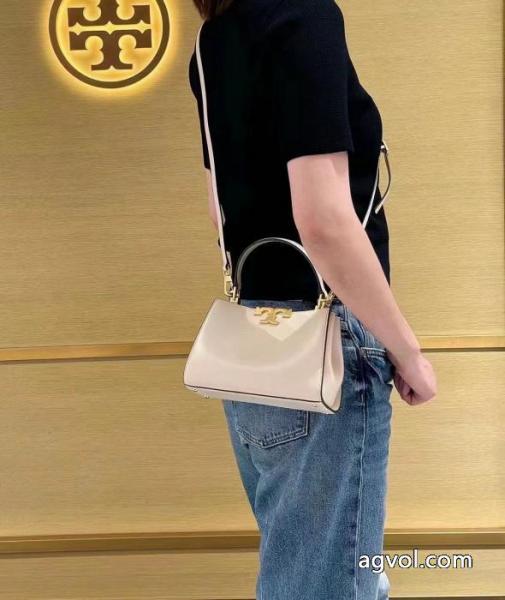 トリー バーチブランド コピー 品今季超人気新作登場 今季トレンドの限定アイテム トップスからチラ見える安心 バッグ. 6