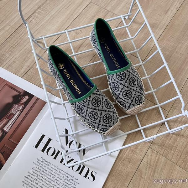 偽物 ブランド 販売 スニーカーSS26カッコいい 人気モデル雑誌掲載 カジュアル感Tory Burch. 0