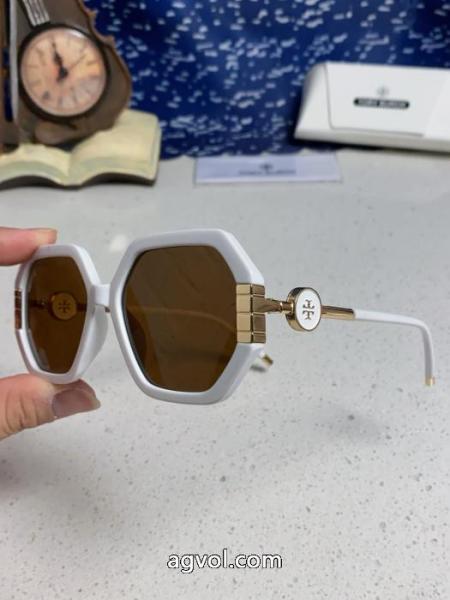 人気商品 追跡有+激安 品質保証 サングラスブランド 偽物 通販Tory Burch. 5