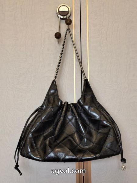 目玉商品 立ち上げより入荷! 一気に明るい春夏のスタイルトリー バーチバッグコピー 品 販売.. 6