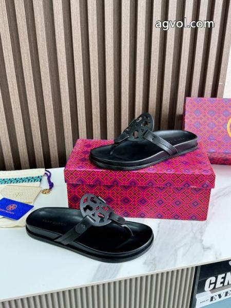 ブランド 偽物 通販スリッパ定番人気商品 ロゴが美しい 日本未入荷カラーTory Burch. 4