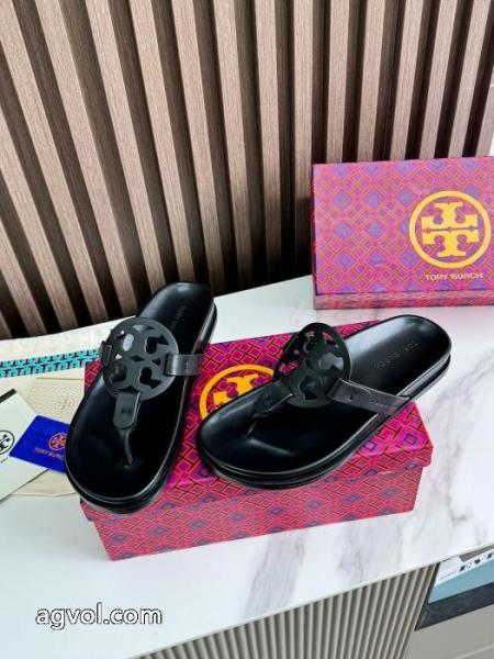 ブランド 偽物 通販スリッパ定番人気商品 ロゴが美しい 日本未入荷カラーTory Burch. 5