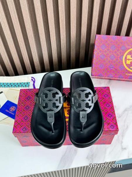 ブランド 偽物 通販スリッパ定番人気商品 ロゴが美しい 日本未入荷カラーTory Burch. 6